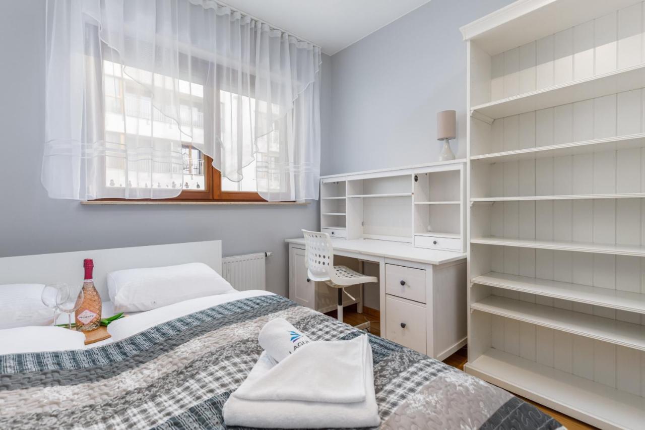 Platan City Centre Apartment By Noclegi Renters 斯维诺乌伊希切 外观 照片